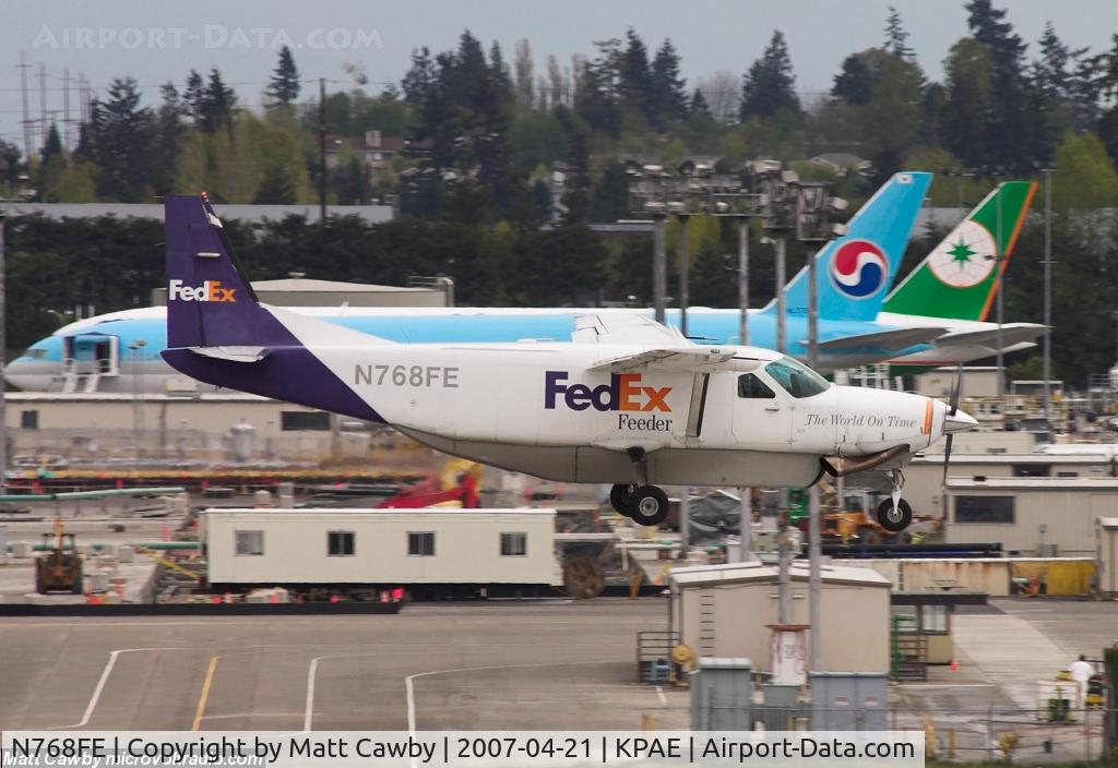 N768FE, 1991 Cessna 208B Super Cargomaster C/N 208B-0263, Landing at Paine Field