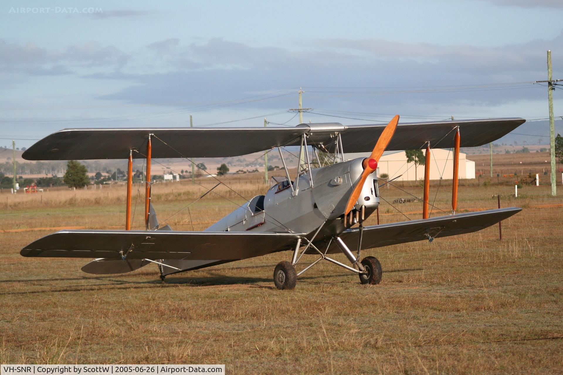 VH-SNR, 1940 De Havilland Australia DH-82A Tiger Moth C/N DHA221, image taken at Watts Bridge Memorial airfield