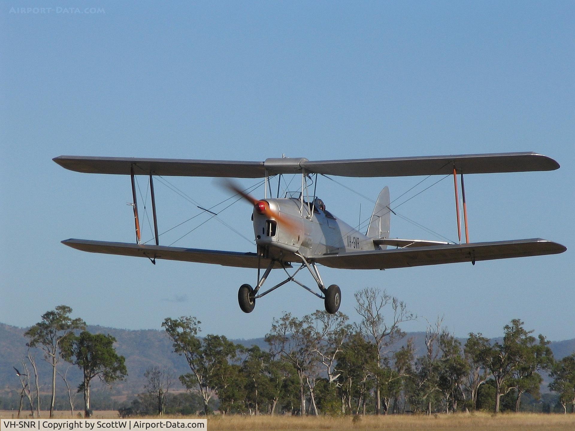 VH-SNR, 1940 De Havilland Australia DH-82A Tiger Moth C/N DHA221, image taken at Watts Bridge Memorial airfield
