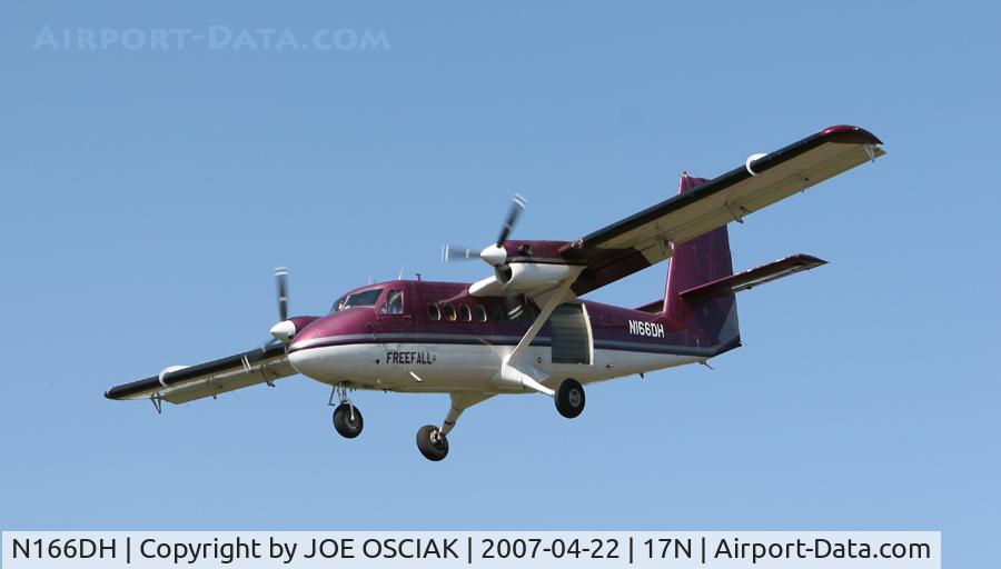 N166DH, 1967 De Havilland Canada DHC-6-100 Twin Otter C/N 66, Landing at Cross Keys, NJ