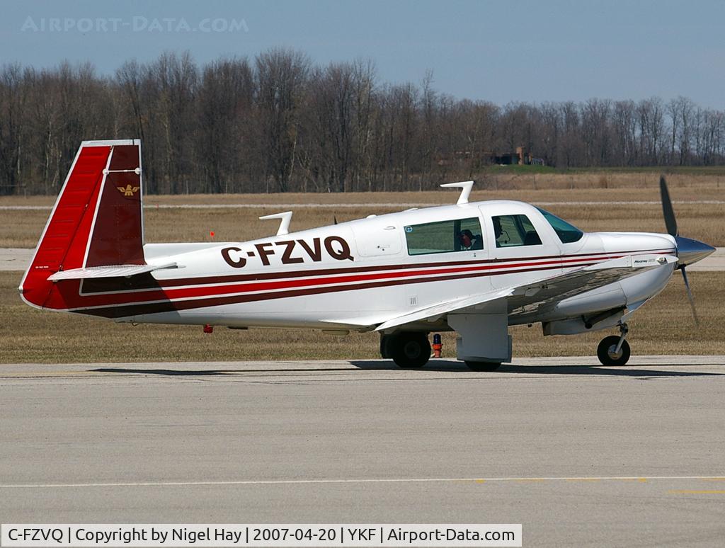 C-FZVQ, 1978 Mooney M20J 201 C/N 24-0620, Taxing to rwy 32