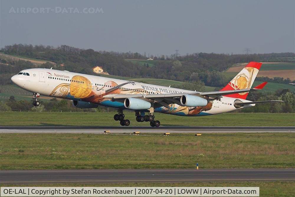 OE-LAL, 1999 Airbus A340-313 C/N 263, Austrian Airlines A340-300 arriving from Beijing.
