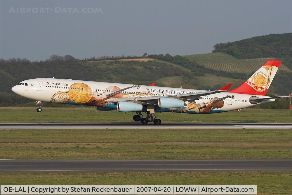 OE-LAL, 1999 Airbus A340-313 C/N 263, Austrian Airlines A340-300 arriving from Beijing.