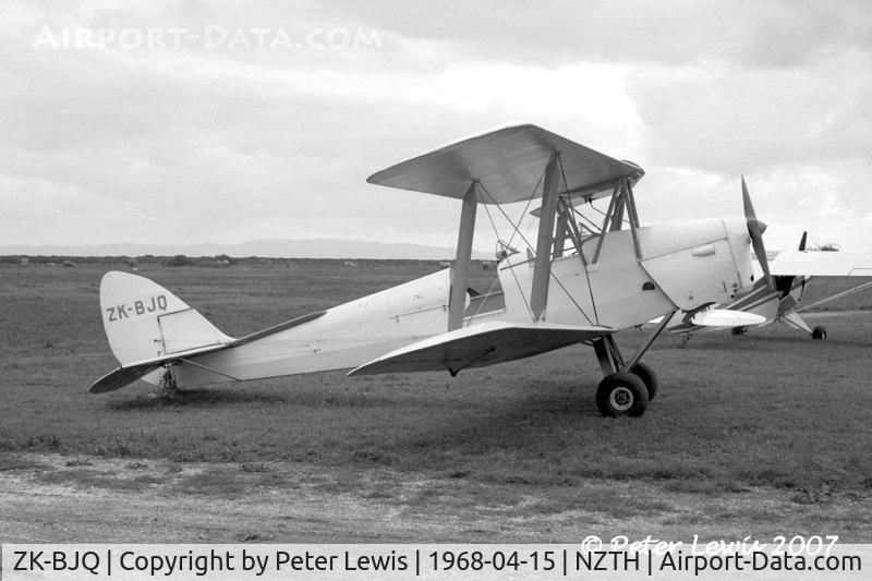 ZK-BJQ, De Havilland DH-82A Tiger Moth II C/N 83454, ex RAF T5819 G-AMFN