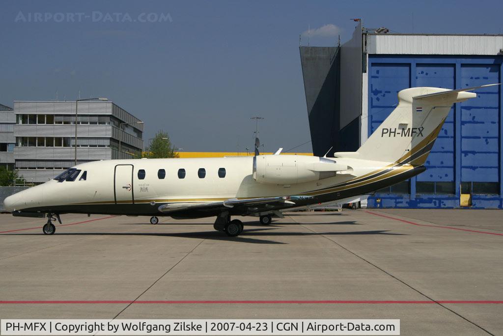 PH-MFX, 1994 Cessna 650 Citation VI C/N 650-0240, visitor