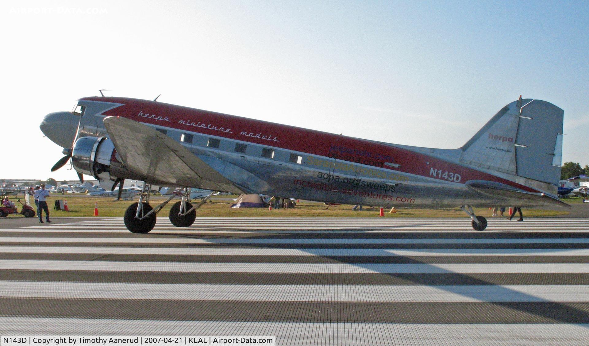 N143D, 1938 Douglas DC-3A-S4C4G C/N 2054, Sun-n-Fun 2007