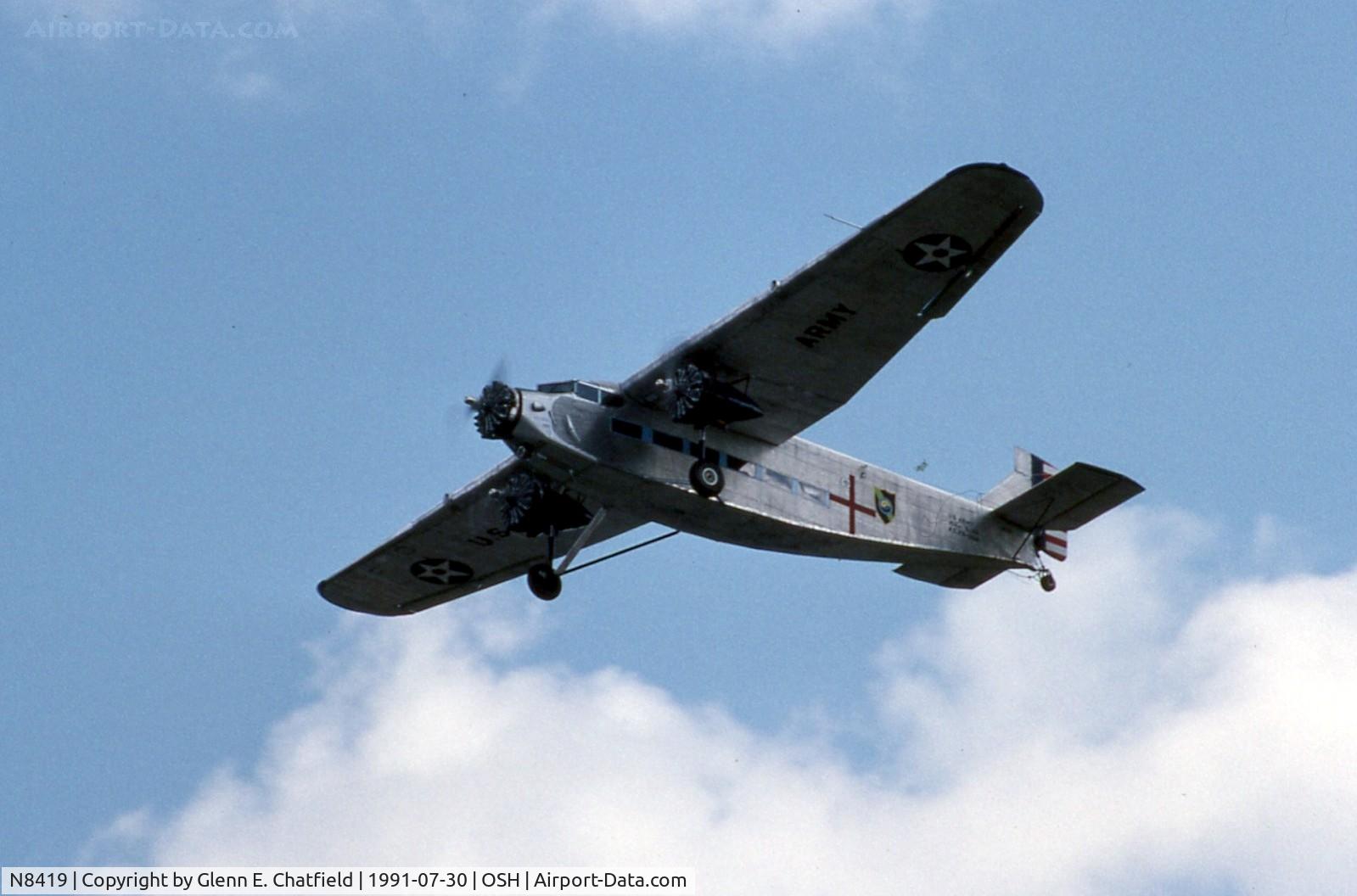 N8419, 1929 Ford 5-AT-C Tri-Motor C/N 58, Dressed up as a C-4 at the EAA Fly In