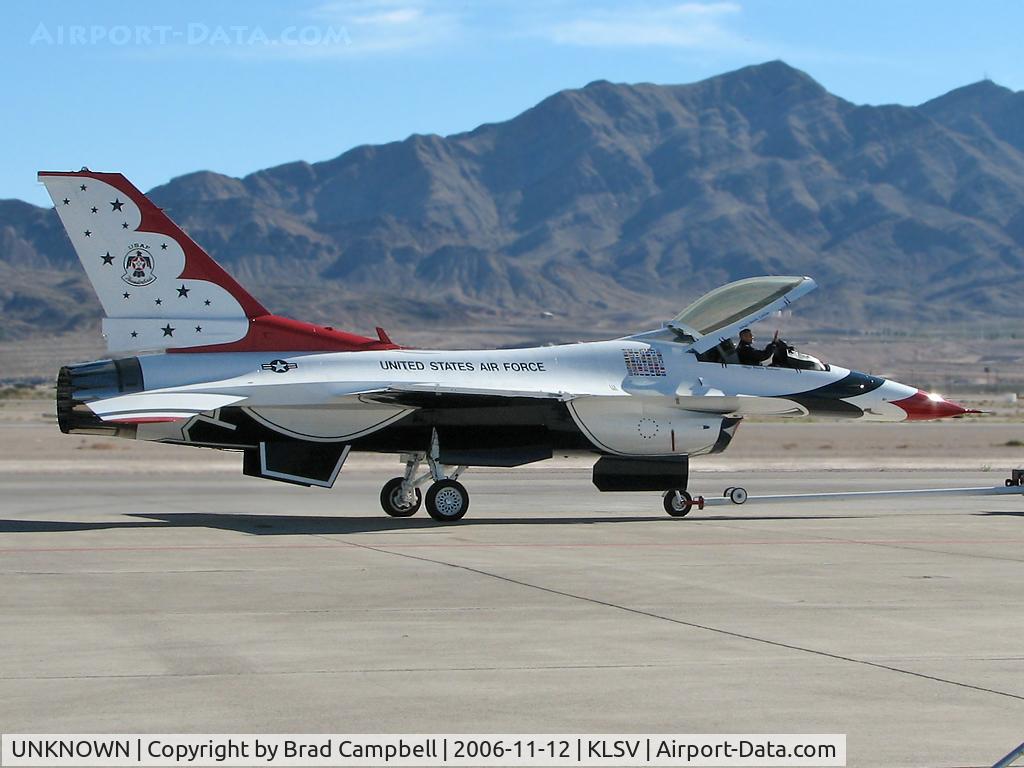 UNKNOWN, General Dynamics F-16C Fighting Falcon C/N Unknown, USAF Thunderbirds - Aviation Nation 2006