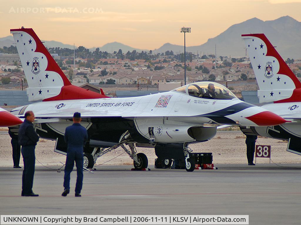 UNKNOWN, General Dynamics F-16C Fighting Falcon C/N Unknown, USAF Thunderbirds - Aviation Nation 2006