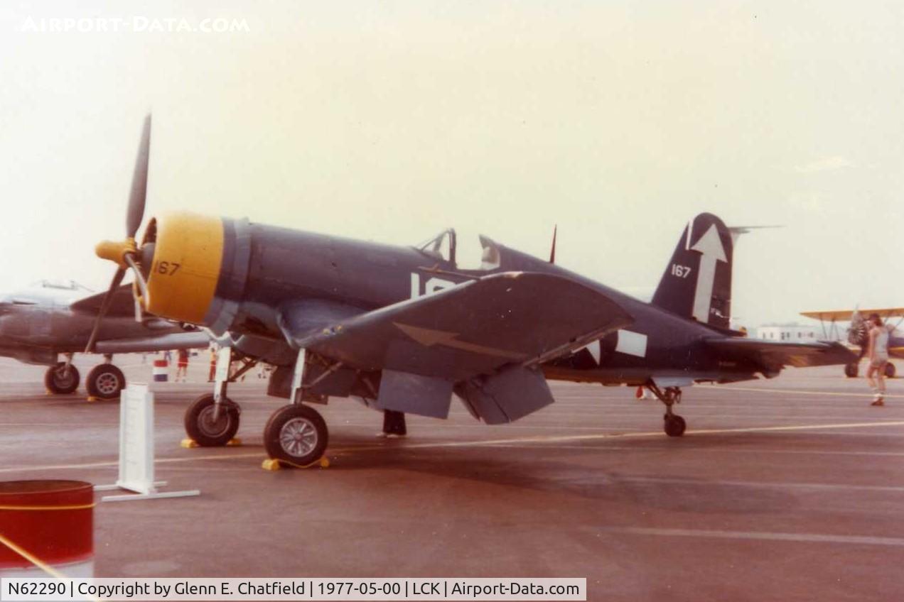 N62290, 1945 Goodyear FG-1D Corsair C/N 3890, Old paint scheme