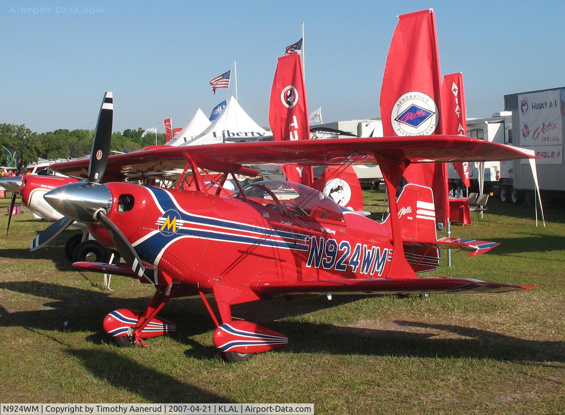 N924WM, Aviat Pitts S-2C Special C/N 6075, Sun-n-Fun 2007