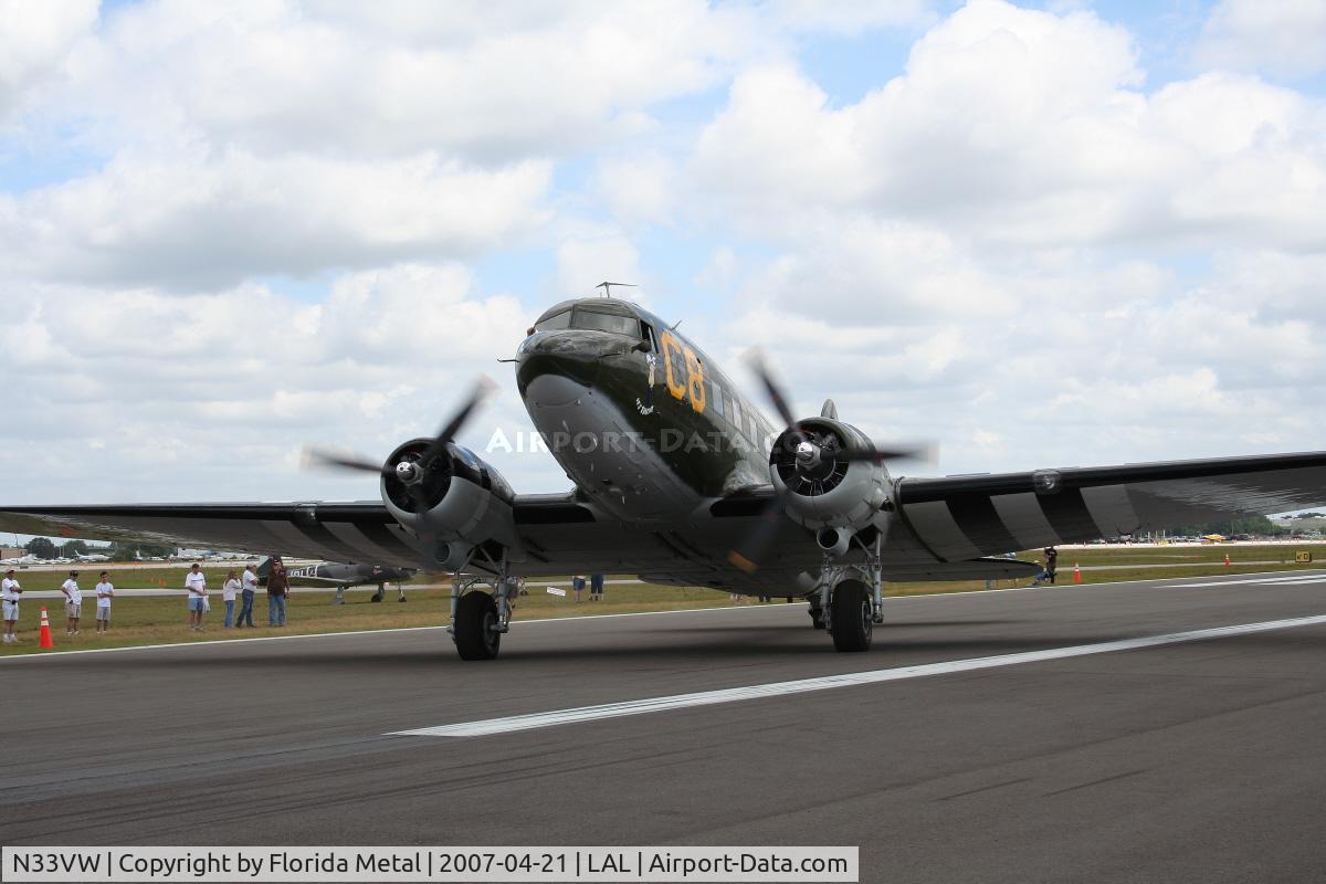 N33VW, 1943 Douglas DC3C-S1C3G (C-47A) C/N 20401, C-47