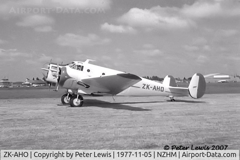 ZK-AHO, 1943 Beech AT-11 Kansan C/N 3691, photo-mapping Kansan, now in MoTAT museum
