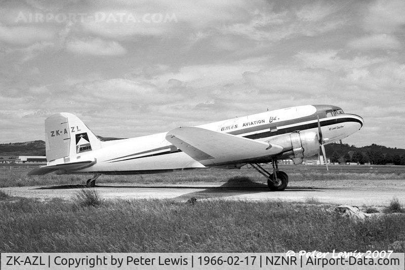 ZK-AZL, 1945 Douglas C-47B-35-DK C/N 33316, used for single-pilot topdressing