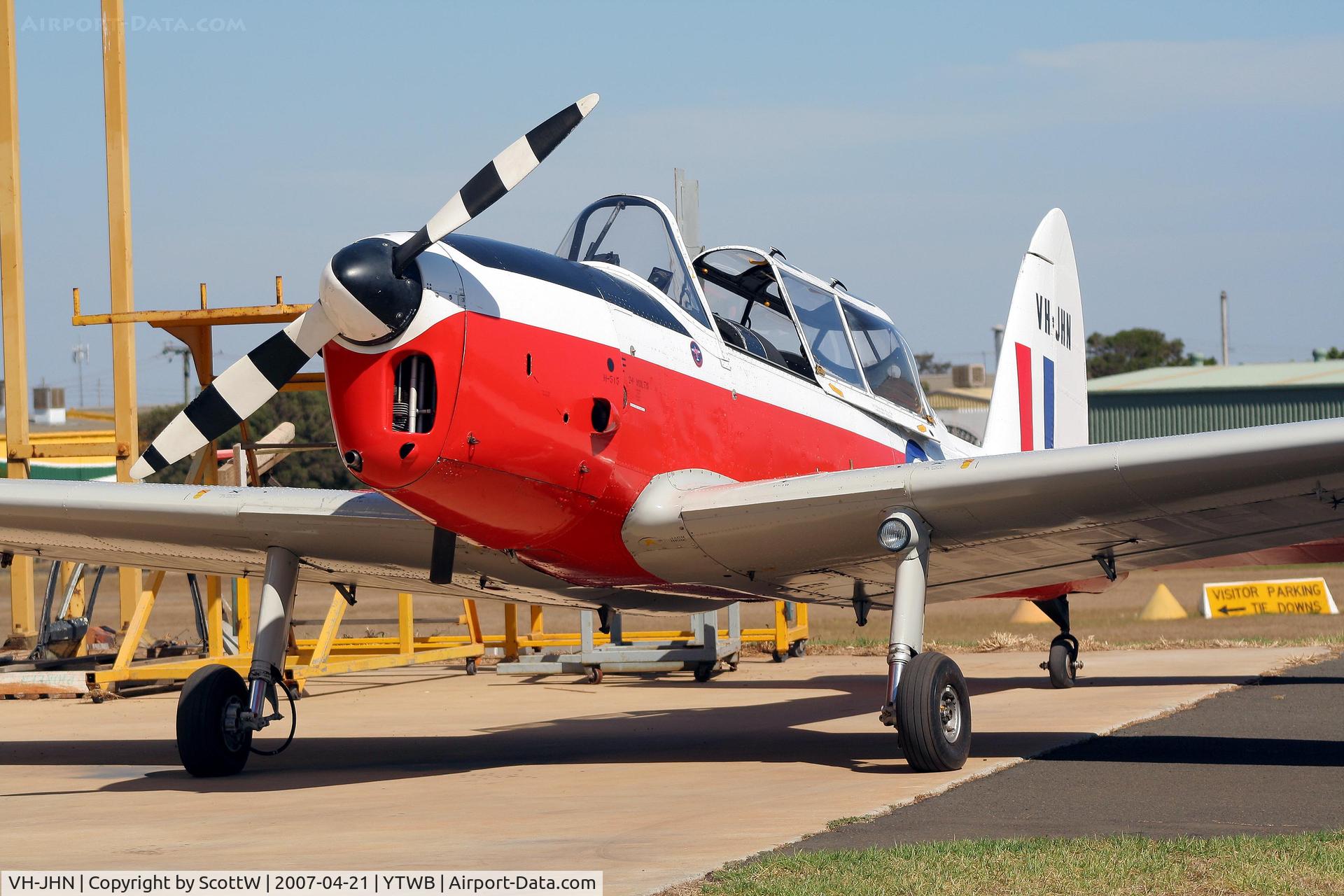 VH-JHN, 1950 De Havilland DHC-1 Chipmunk T.10 C/N C1/0019, image taken at Toowoomba