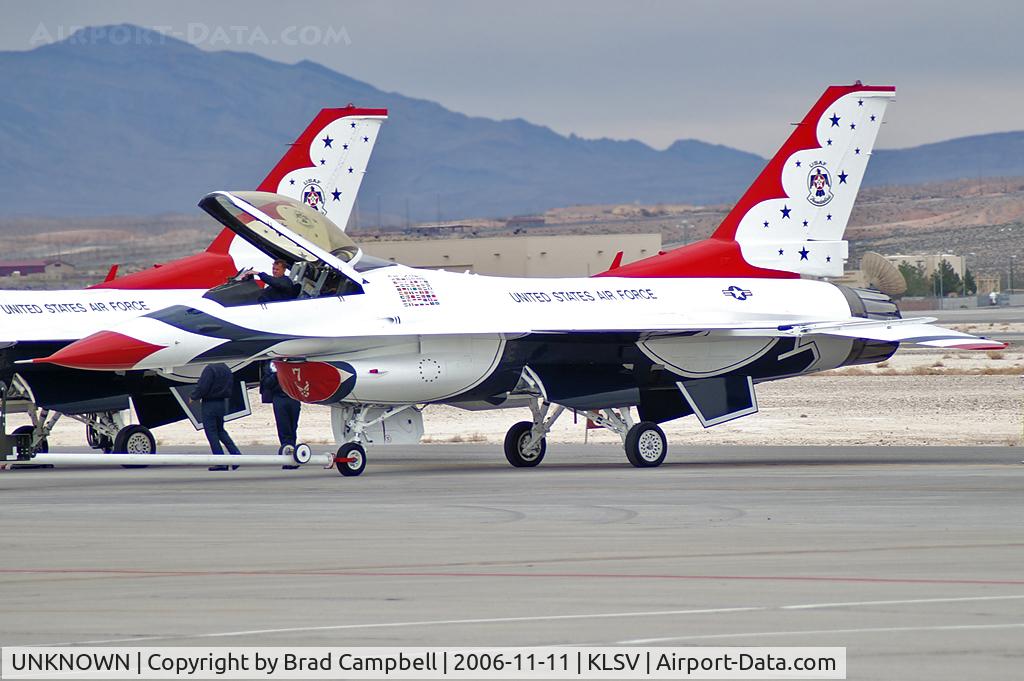 UNKNOWN, General Dynamics F-16C Fighting Falcon C/N Unknown, USAF Thunderbirds - Aviation Nation 2006