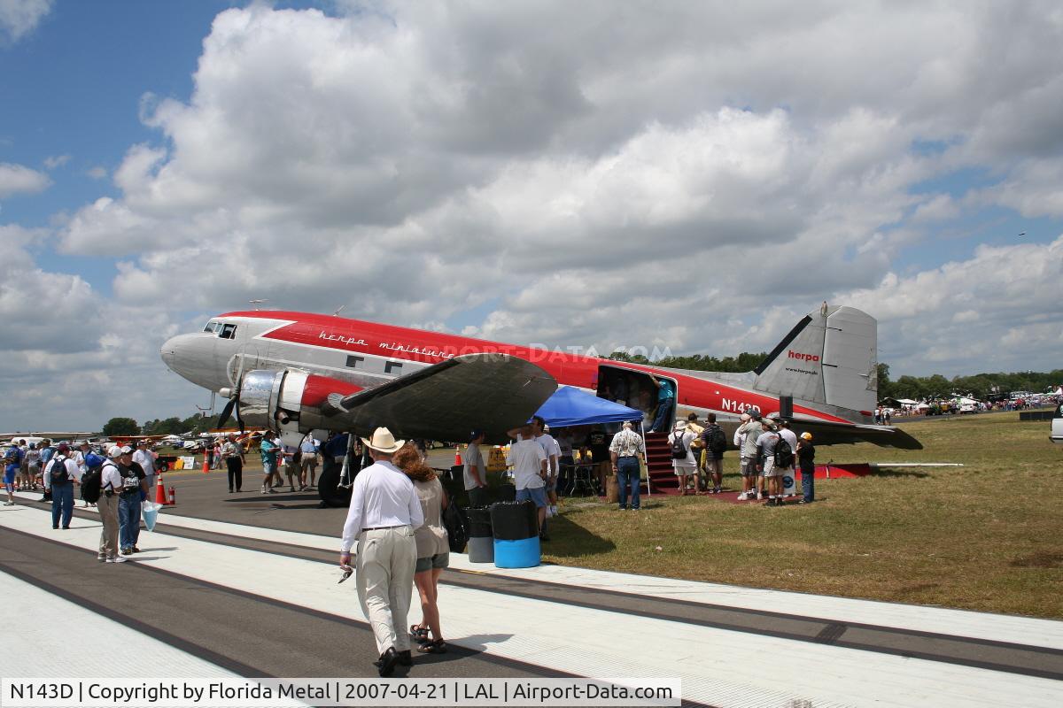 N143D, 1938 Douglas DC-3A-S4C4G C/N 2054, Herpa DC-3