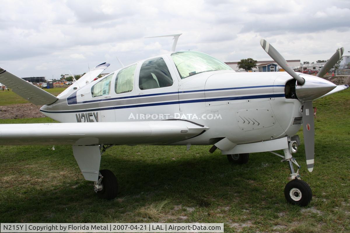 N215Y, 1967 Beech V35 Bonanza C/N D-8495, V35