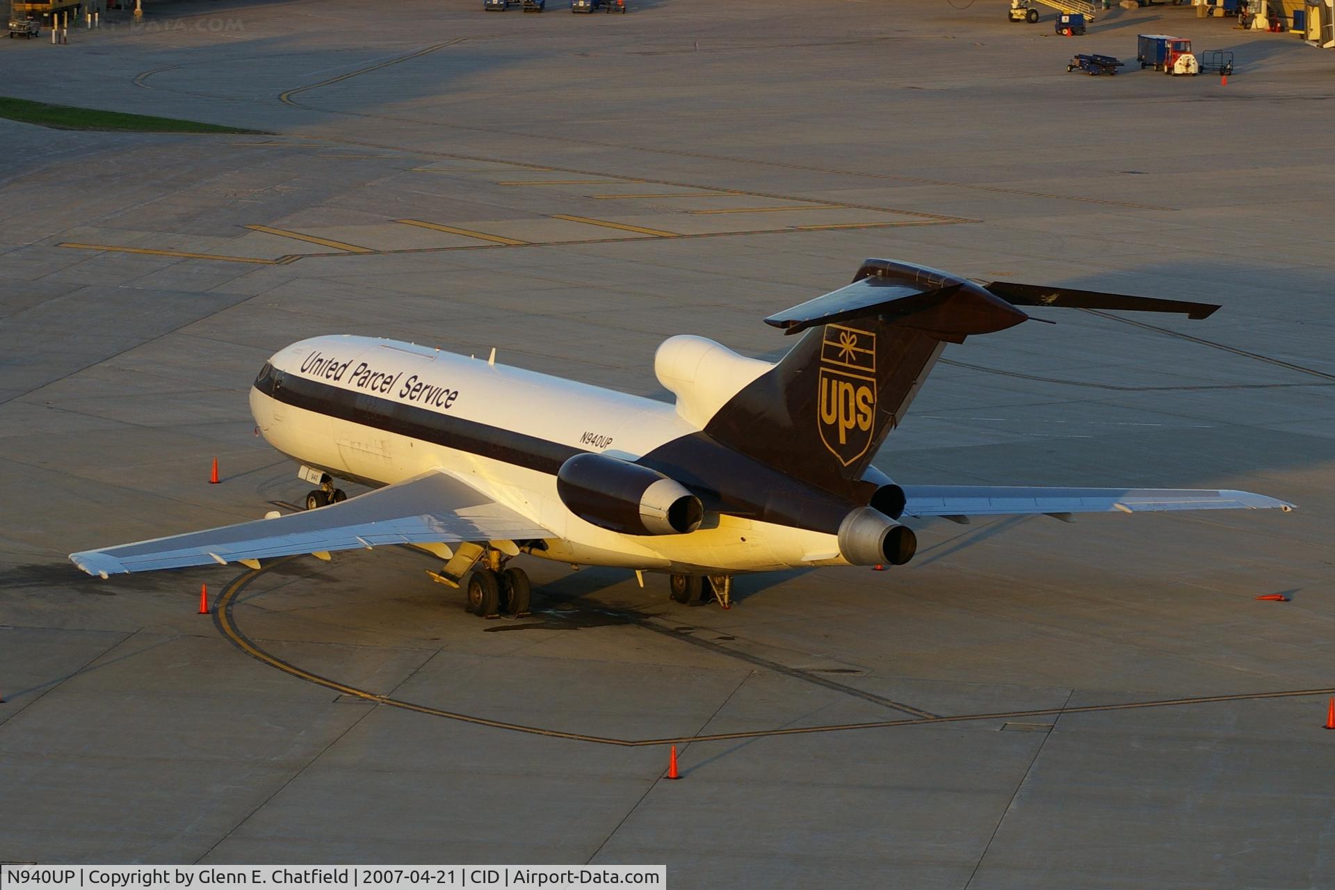 N940UP, 1968 Boeing 727-185C C/N 19826, Parked during the day, will be flying at night