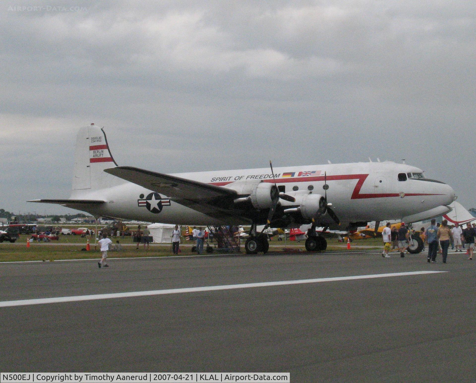 N500EJ, 1945 Douglas C-54E Skymaster (DC-4A) C/N DO316, Sun-n-Fun 2007, Ex 44-9144, BuNo 90414, Ex N48163, Ex N904DS, Ex C-GQIB
