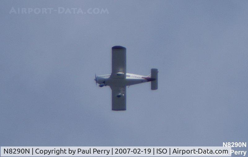 N8290N, 1969 Piper PA-28-140 Cherokee C/N 28-25508, Transiting over ISO enroute to PVG