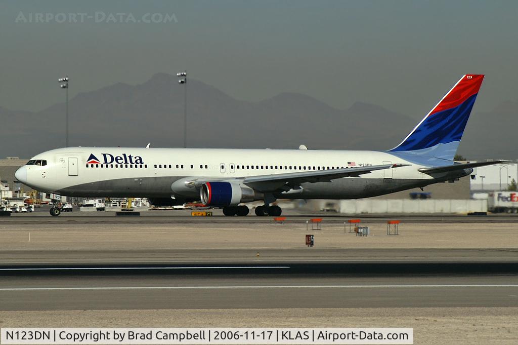 N123DN, 1987 Boeing 767-332 C/N 23437, Delta Airlines / 2004 Boeing 757-324