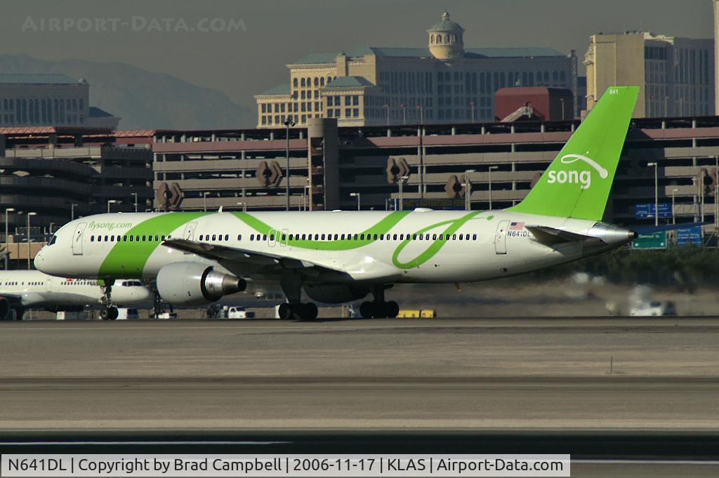 N641DL, 1988 Boeing 757-232 C/N 23995, Song Airlines / 1988 Boeing 757-232
