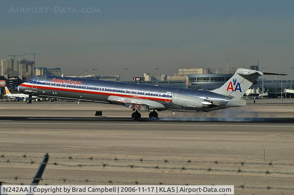 N242AA, 1984 McDonnell Douglas MD-82 (DC-9-82) C/N 49255, American Airlines / 1984 Mcdonnell Douglas DC-9-82(MD-82)