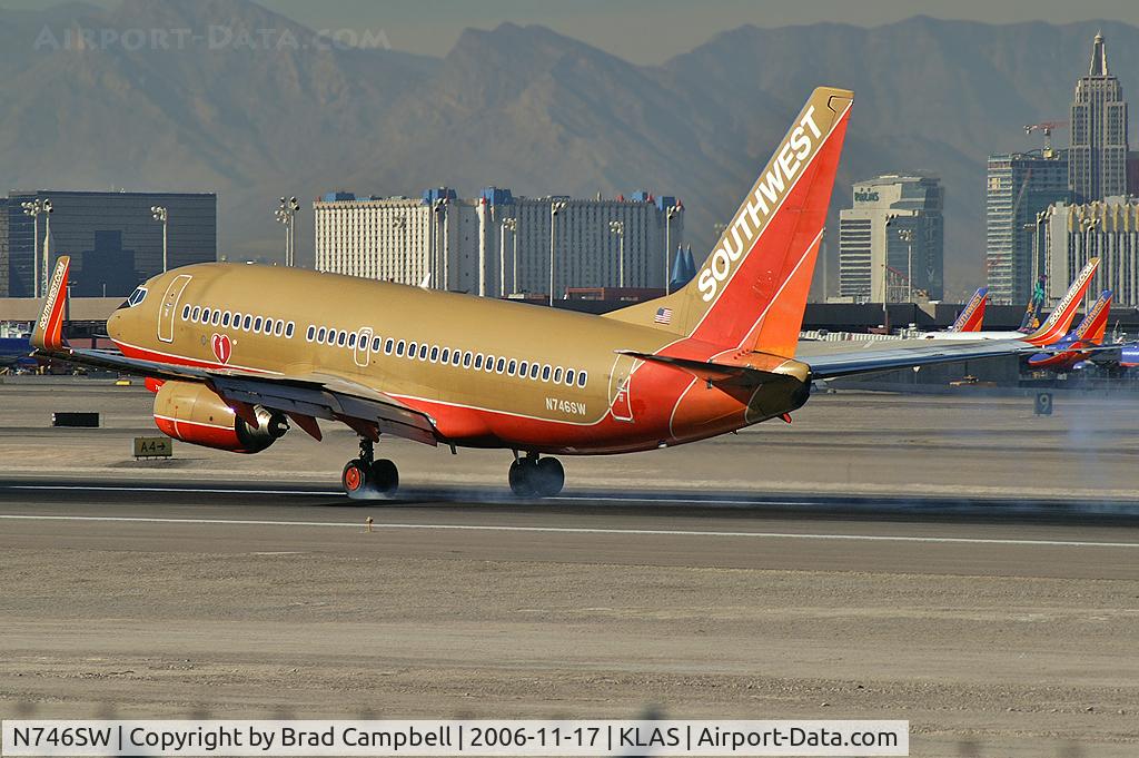 N746SW, 1999 Boeing 737-7H4 C/N 29798, Southwest Airlines / 1999 Boeing 737-7H4
