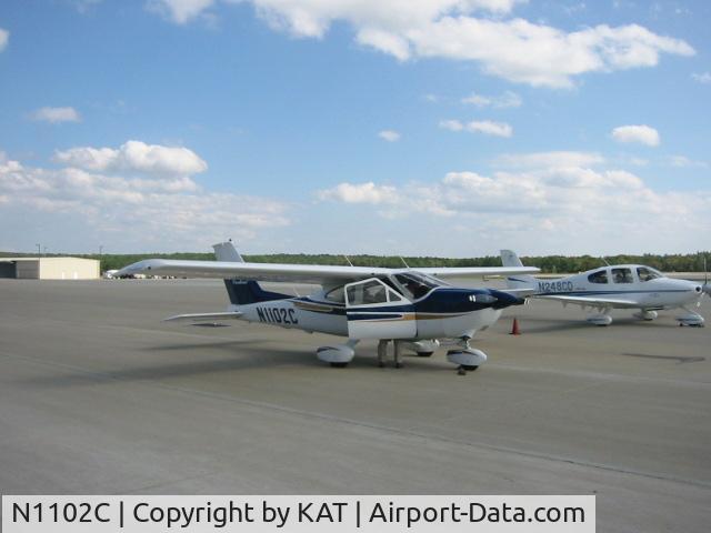 N1102C, 1977 Cessna 177B Cardinal C/N 17702674, nice