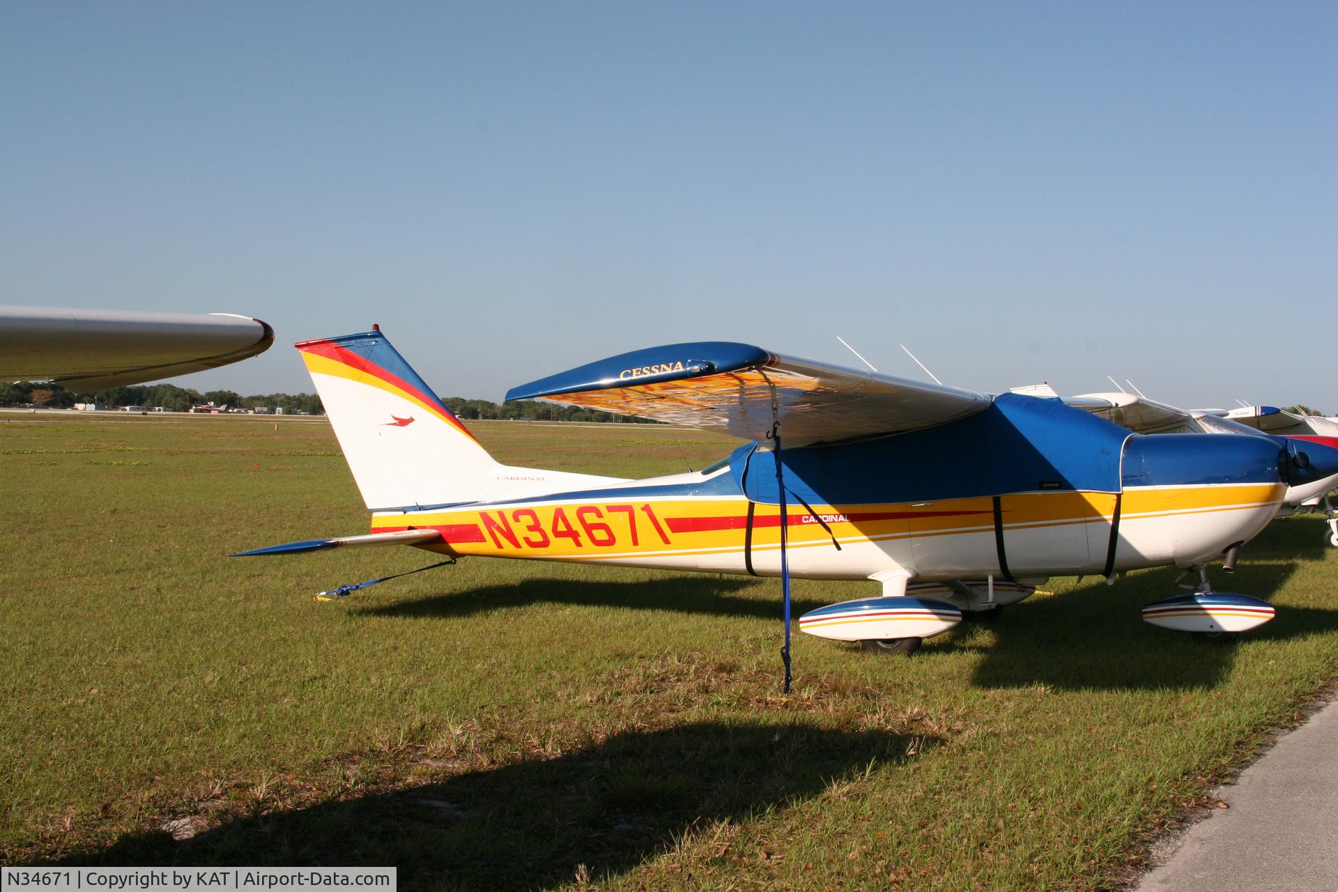 N34671, 1973 Cessna 177B Cardinal C/N 17701932, nice