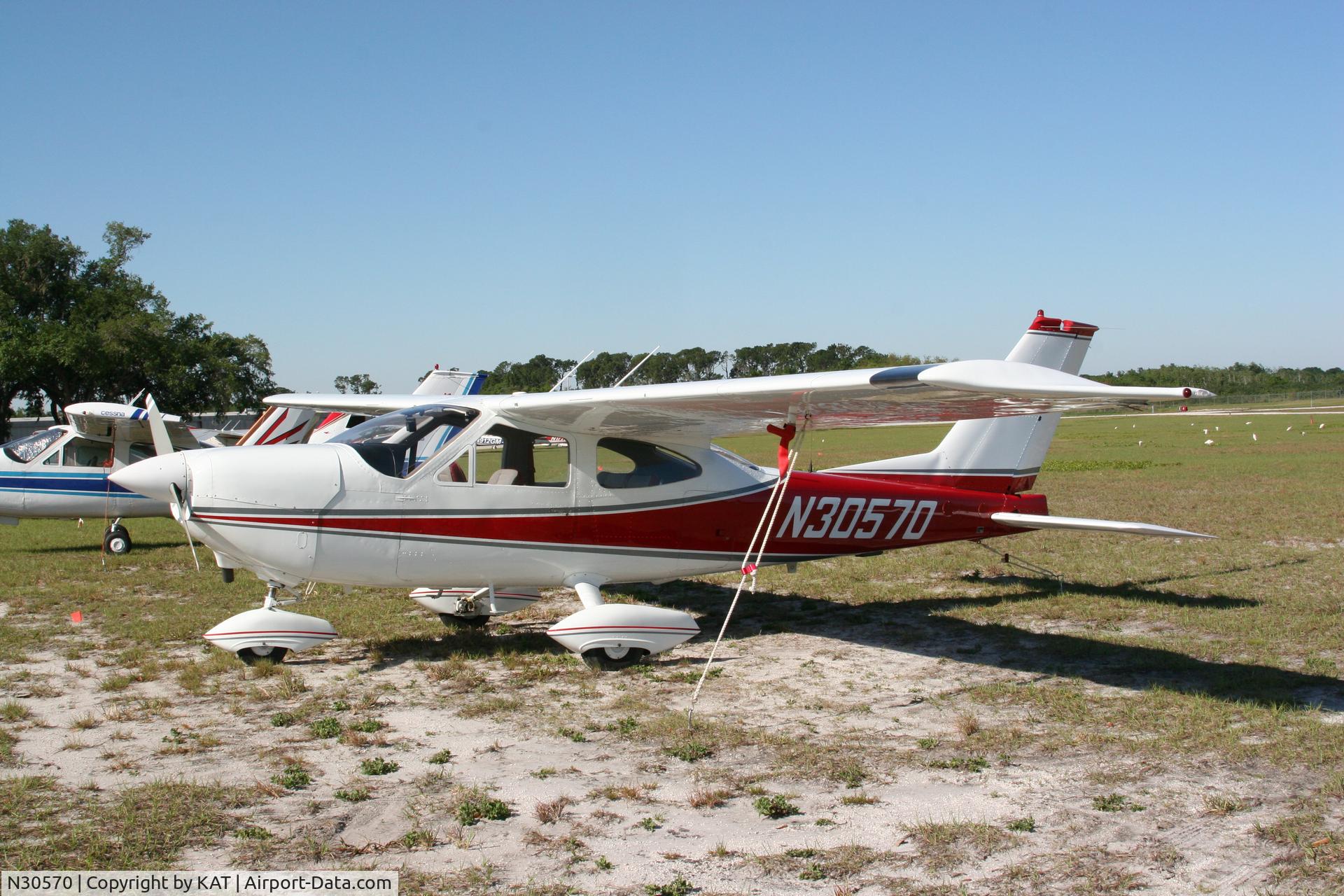 N30570, 1968 Cessna 177A Cardinal C/N 17701333, nice