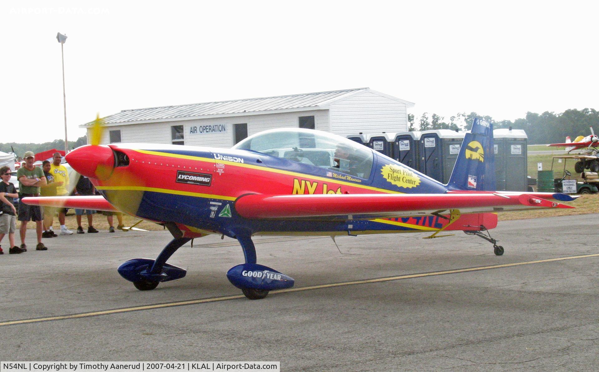 N54NL, 2000 Extra EA-300/L C/N 111, Sun-n-Fun 2007