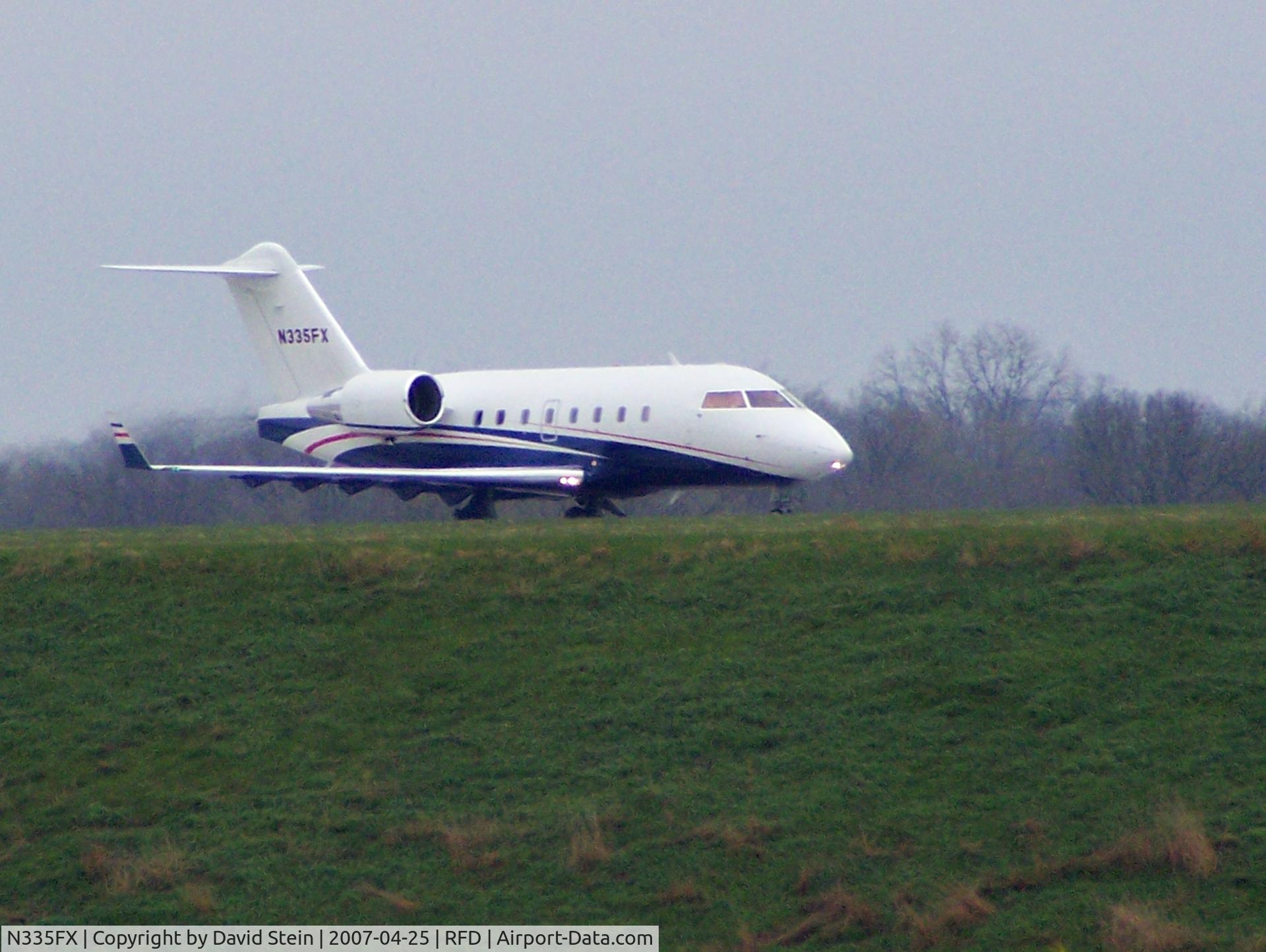 N335FX, 2005 Bombardier Challenger 604 (CL-600-2B16) C/N 5619, Line up for takeoff