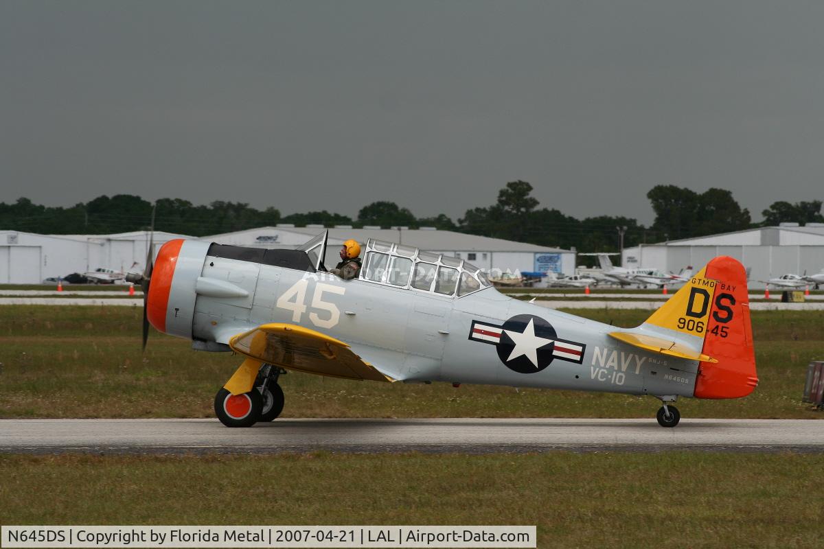 N645DS, 1944 North American SNJ-5 Texan Texan C/N 88-17678, T-6