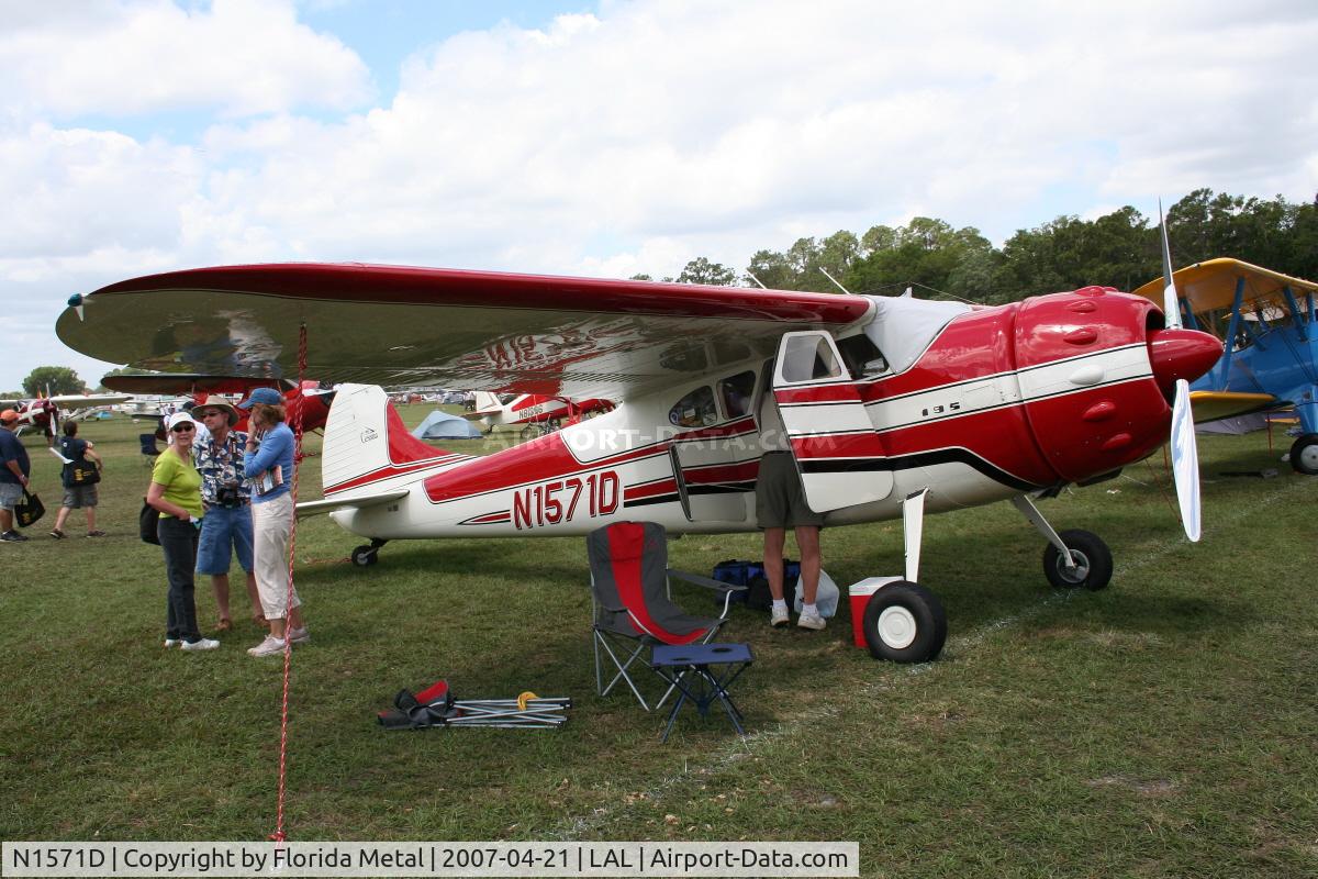 N1571D, 1952 Cessna 195A C/N 7793, Cessna 195A
