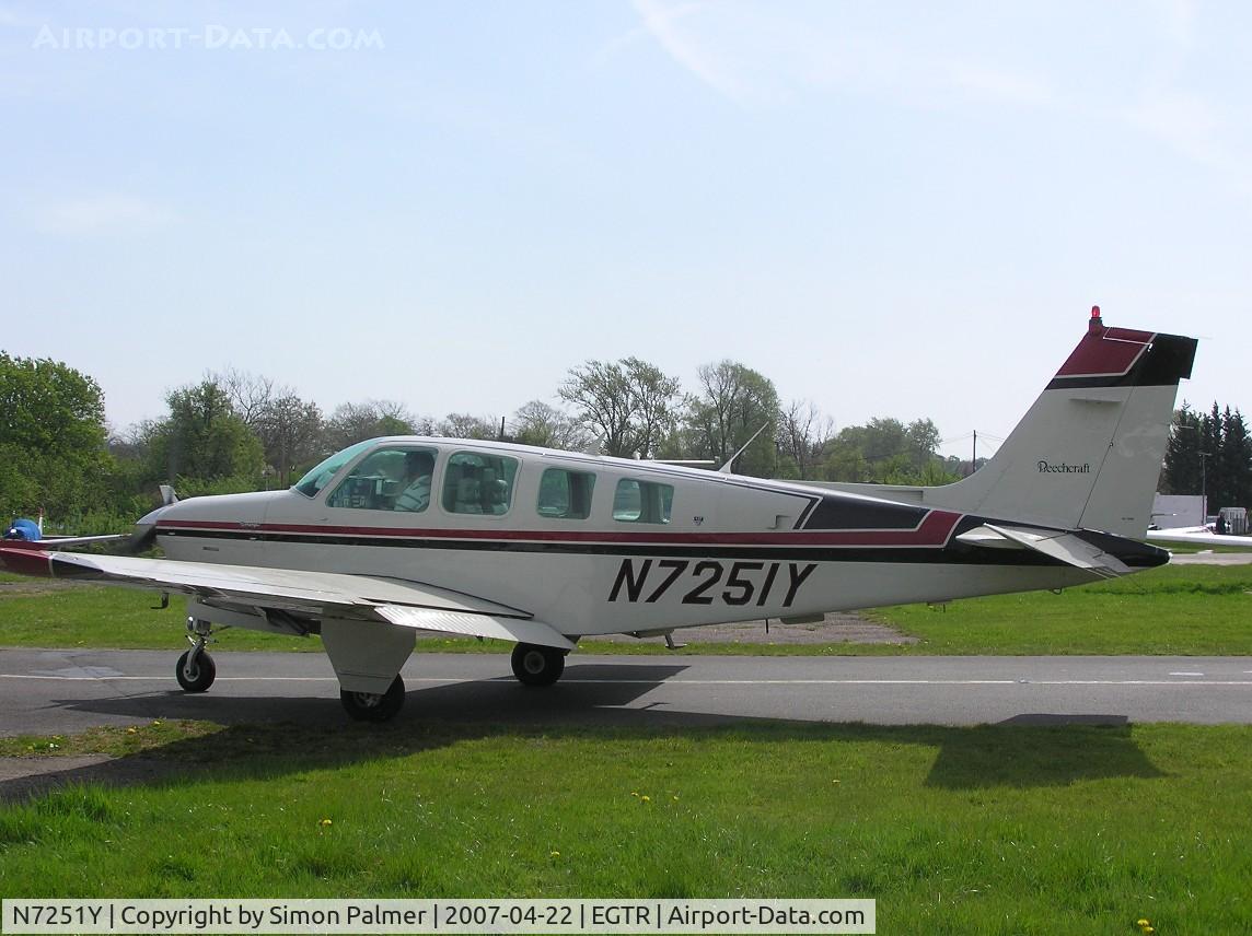 N7251Y, 1985 Beech A36 Bonanza 36 C/N E-2277, Beech Bonanza at Elstree