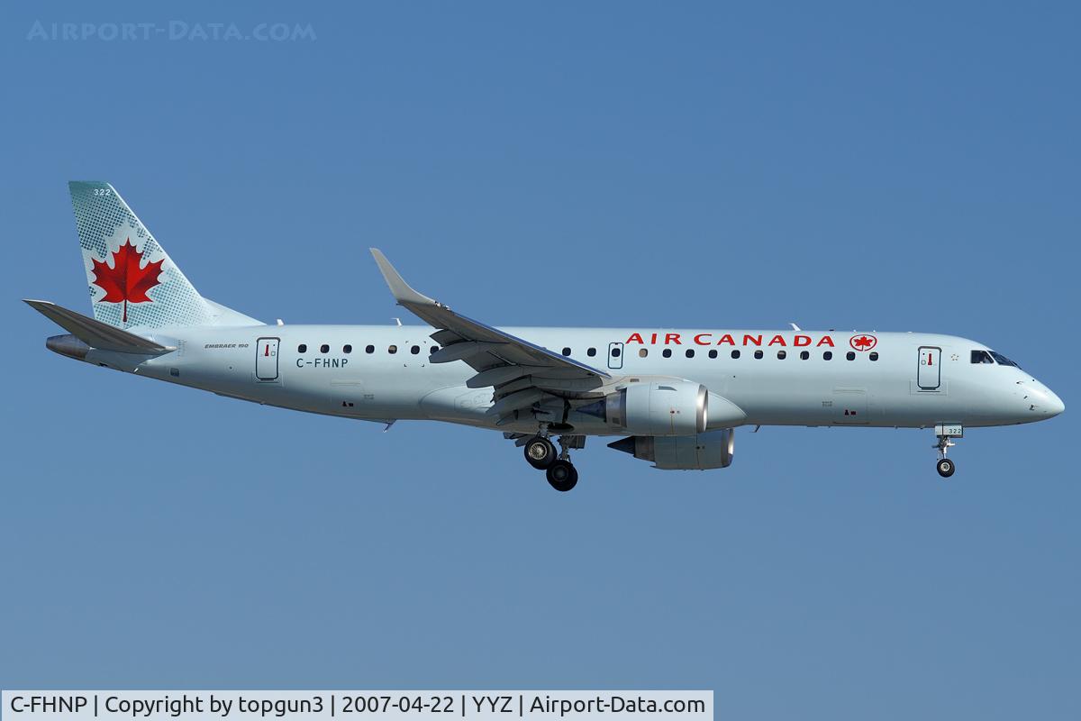 C-FHNP, 2007 Embraer 190AR (ERJ-190-100IGW) C/N 19000071, Short final for RWY23.