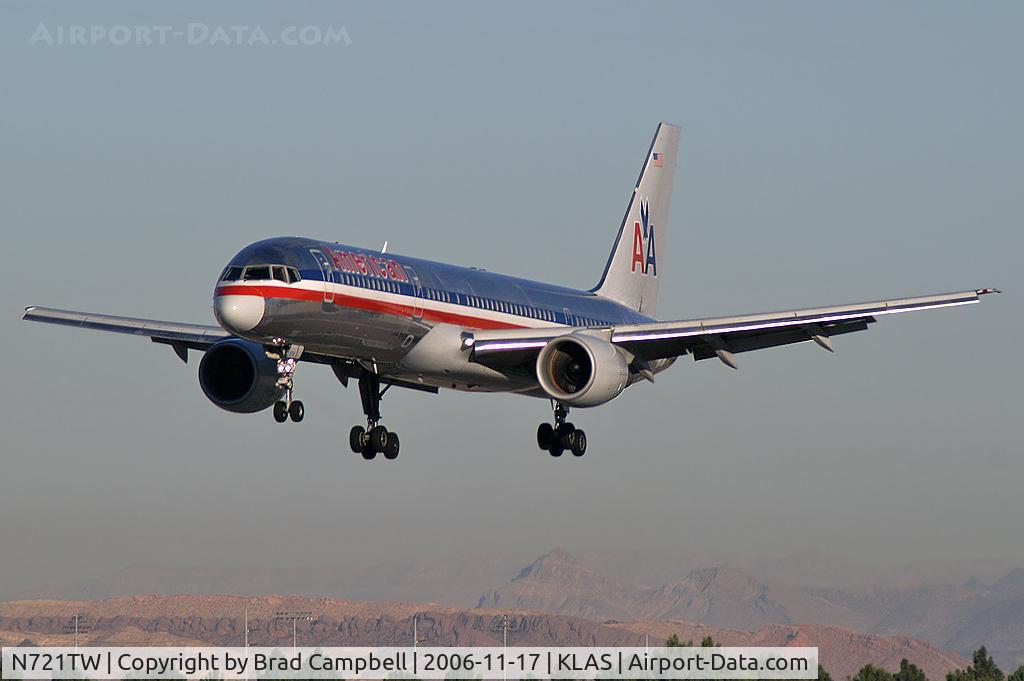 N721TW, 1999 Boeing 757-231 C/N 29954, American Airlines / 1999 Boeing 757-231
