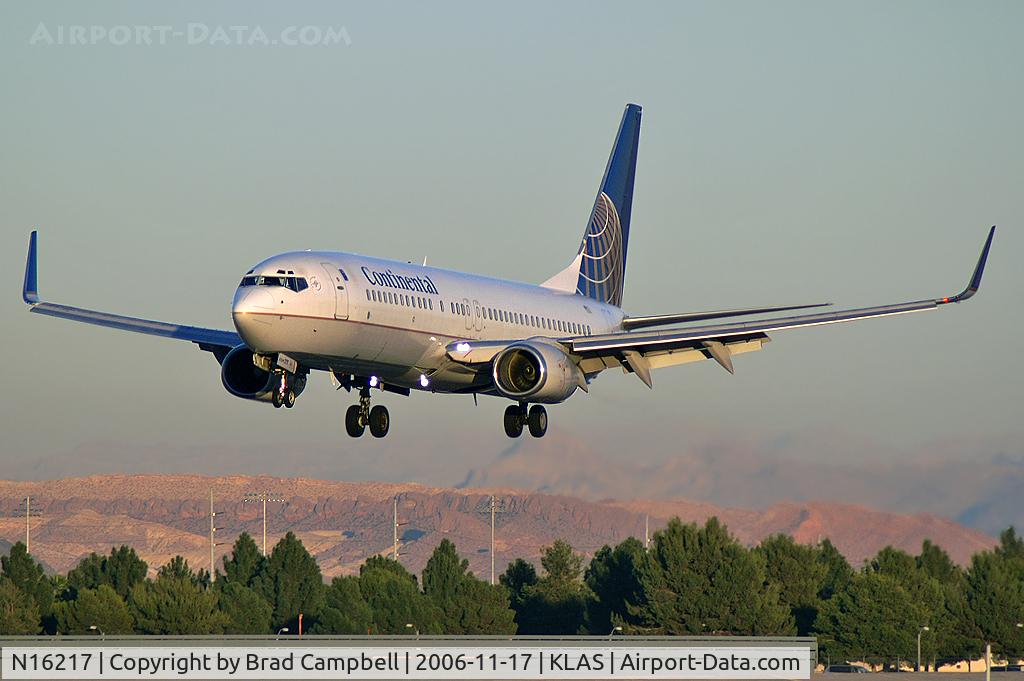 N16217, 1998 Boeing 737-824 C/N 28777, Continental Airlines / 1998 Boeing 737-824