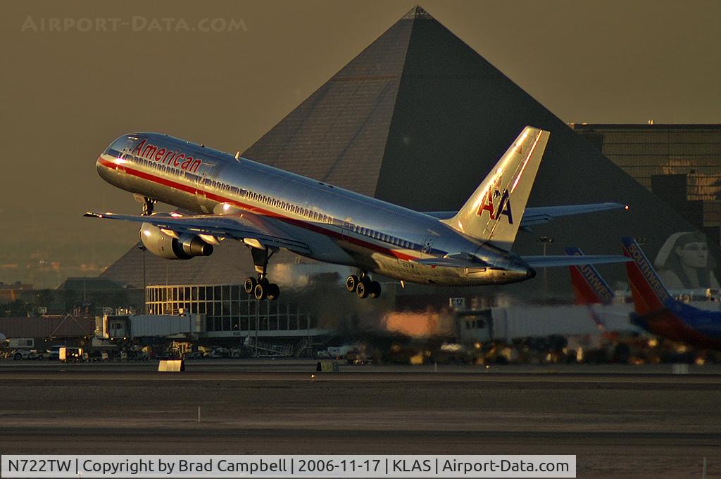 N722TW, 1999 Boeing 757-231 C/N 29385, American Airlines / 1999 Boeing 757-231