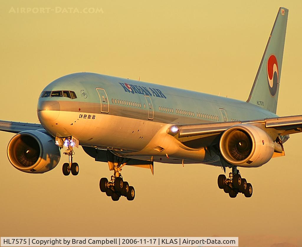 HL7575, 2000 Boeing 777-2B5/ER C/N 28445, Korean Air / Boeing 777-2B5 (ER)