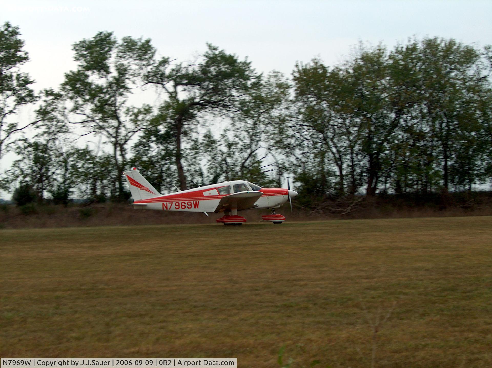 N7969W, 1964 Piper PA-28-180 C/N 28-2019, Piper PA28-180