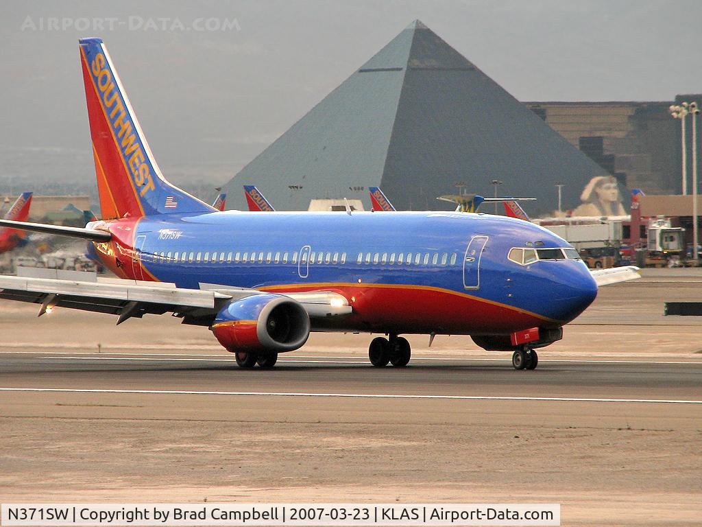 N371SW, 1993 Boeing 737-3H4 C/N 26598, Southwest Airlines / 1993 Boeing 737-3H4