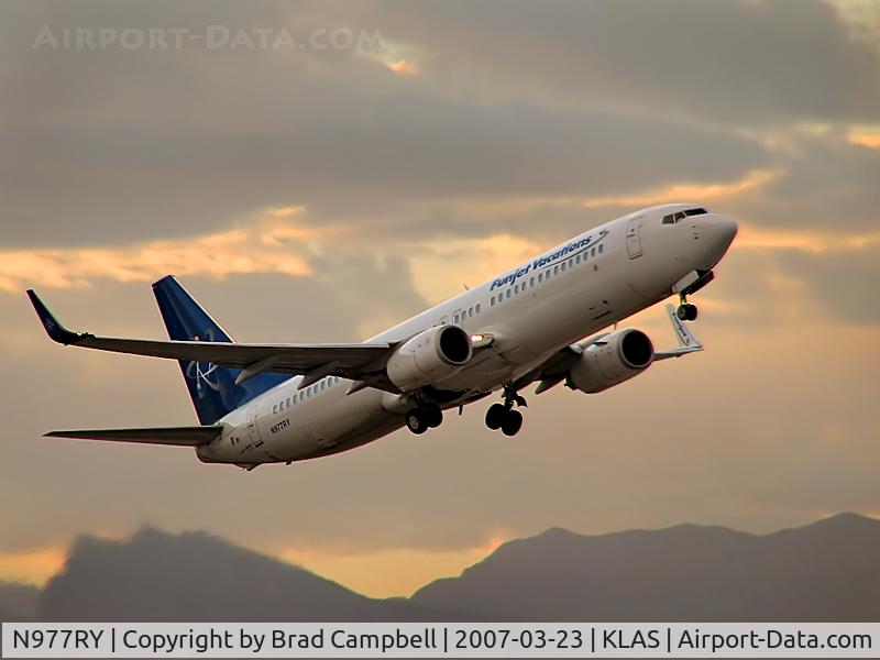 N977RY, 2004 Boeing 737-86N C/N 32740, Funjet / 2004 Boeing 737-86N