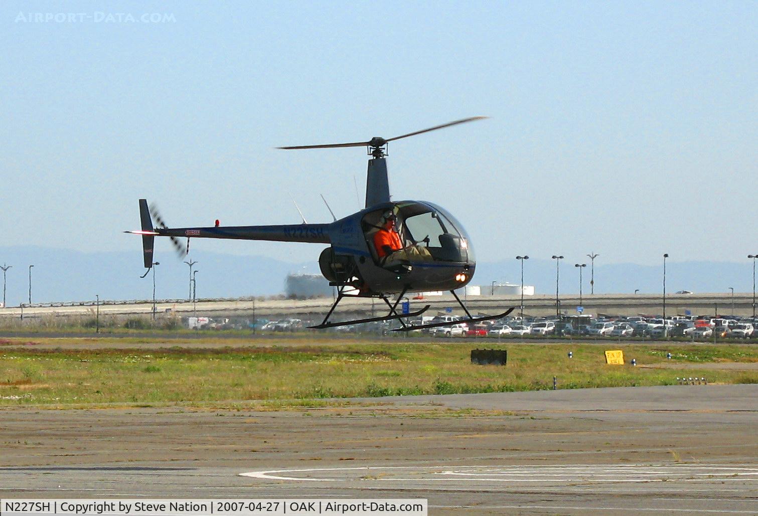 N227SH, 2006 Robinson R22 BETA C/N 4009, Silver State Helicopters 2006 Robinson R22 BETA last flight of the day @ Oakland, CA
