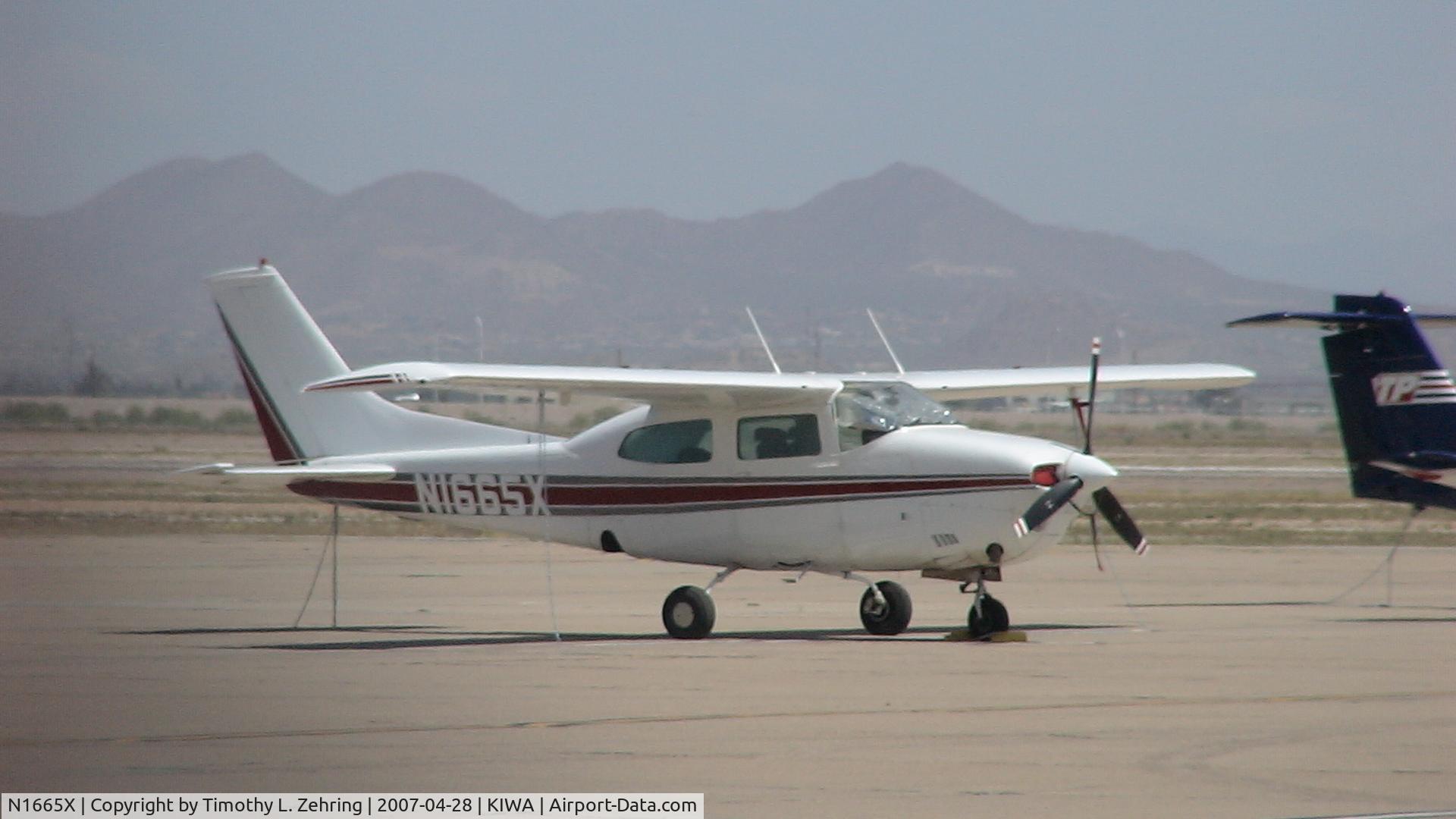 N1665X, 1975 Cessna T210L Turbo Centurion C/N 21060700, Taken in Mesa, AZ