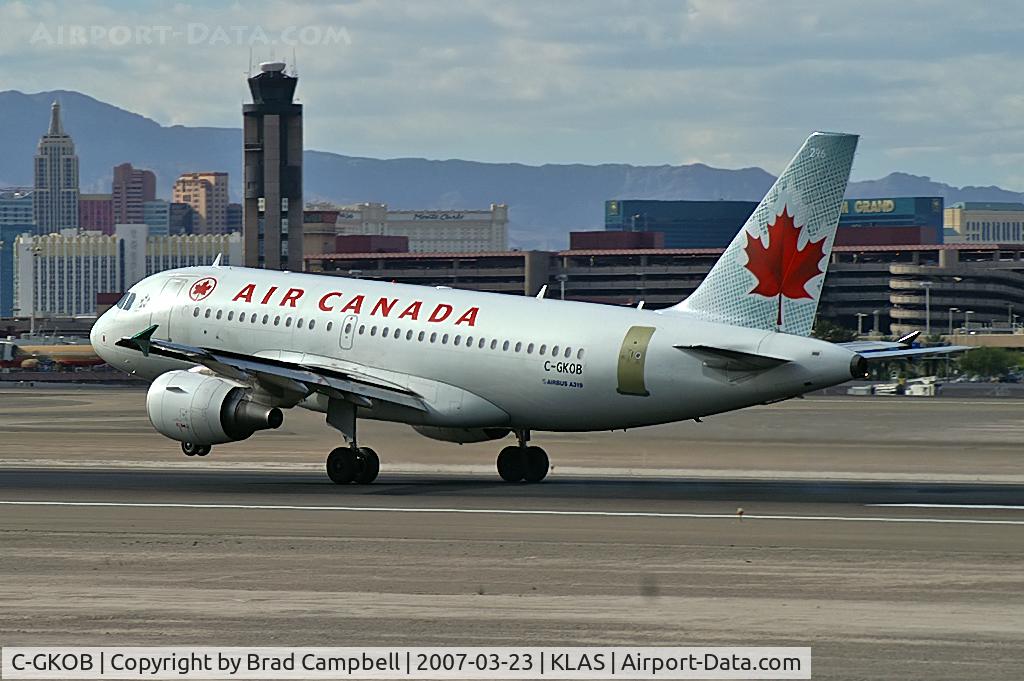 C-GKOB, 2002 Airbus A319-112 C/N 1853, Air Canada / 2002 Airbus A319-112