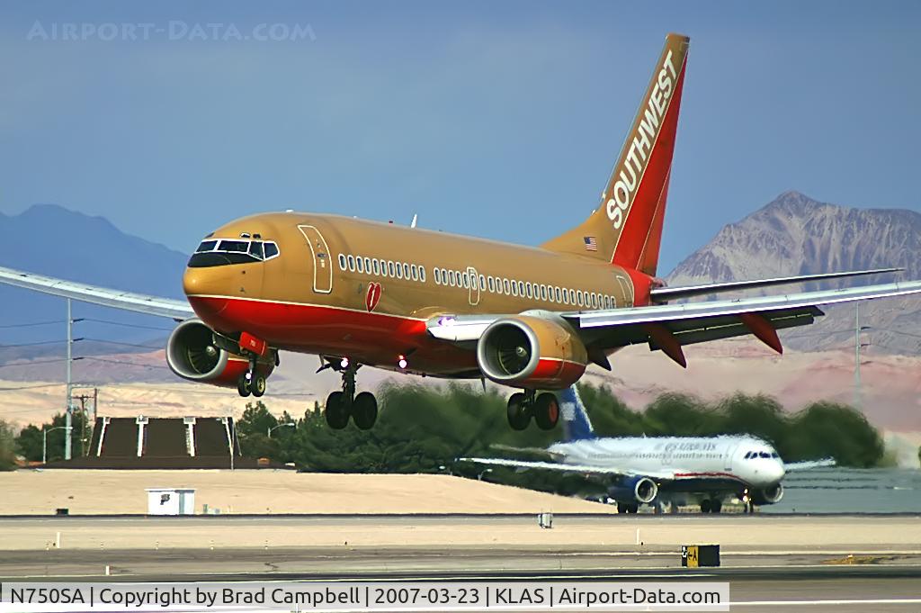 N750SA, 1999 Boeing 737-7H4 C/N 29802, Southwest Airlines / 1999 Boeing 737-7H4