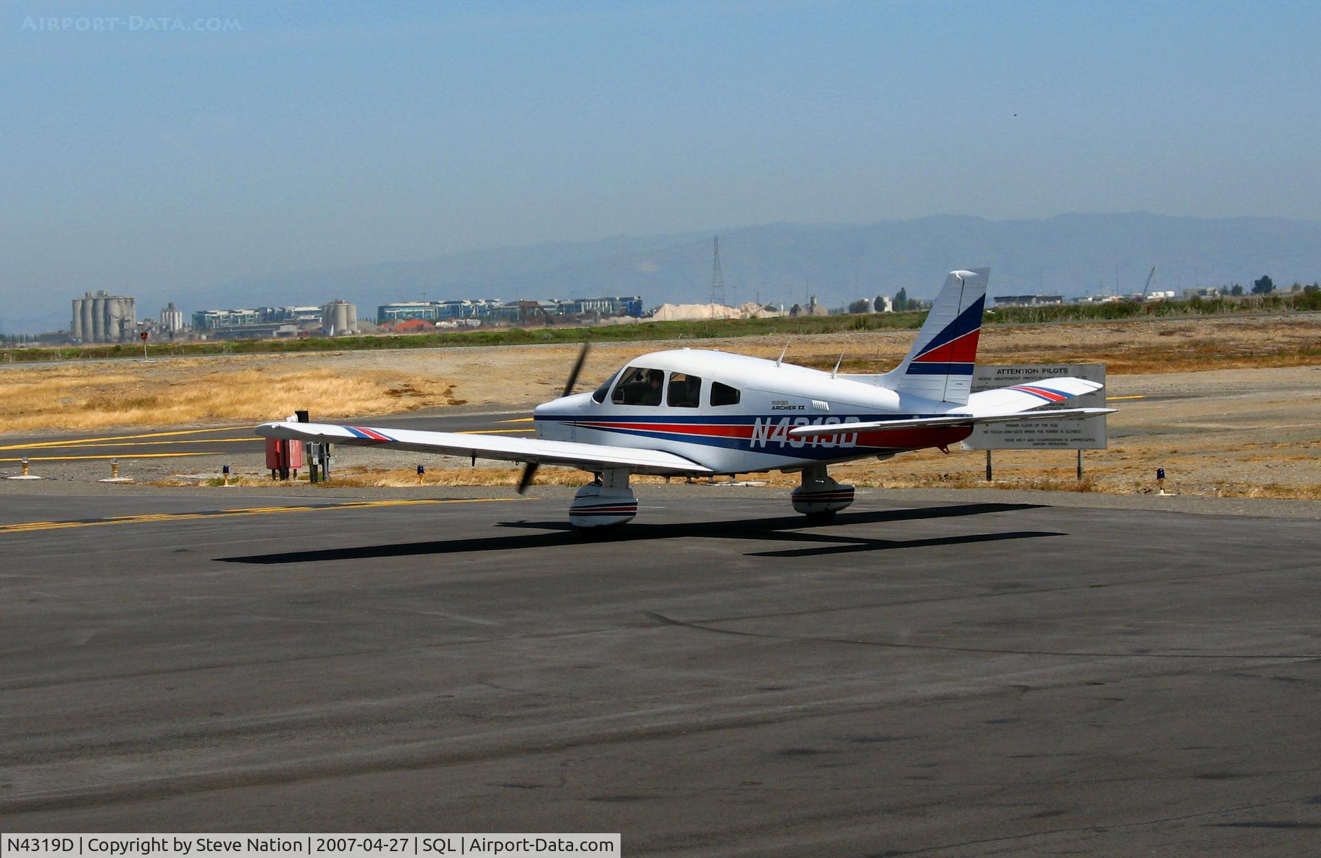 N4319D, 1983 Piper PA-28-181 Archer C/N 28-8490007, Arch Aviation 1983 Piper PA-28-181 running-up @ San Carlos, CA